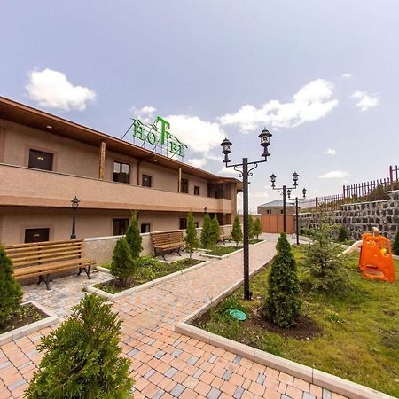 Tsaghkadzor Inn Hotel Exteriör bild